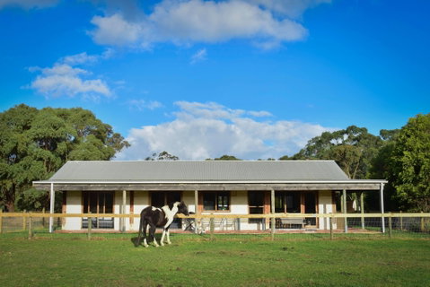 The Glen Farm Cottages - New Castle Holiday 1