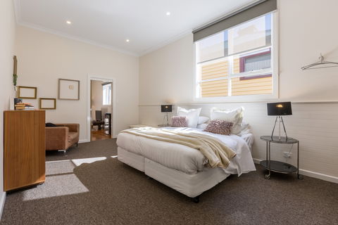 Tuck Inn Yarra Valley - New Castle Holiday 2