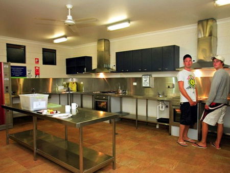 Blue Reef Backpackers - New Castle Holiday 1