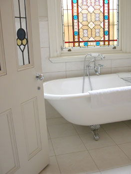 Durack House Bed & Breakfast - New Castle Holiday 1