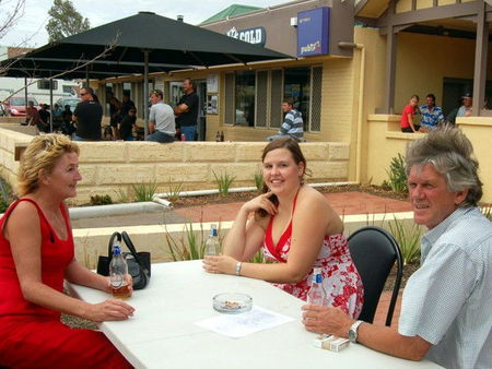 Dongara Hotel Motel - New Castle Holiday 2