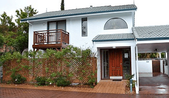 Dolphin Lodge - New Castle Holiday