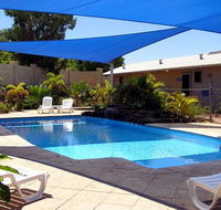 Point Samson Chalets - New Castle Holiday