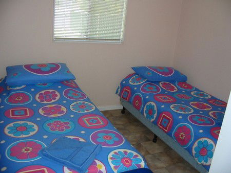 JJ's Holiday Cottages - Mitchell Street - New Castle Holiday 0