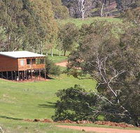 Bridgetown Riverside Chalets - New Castle Holiday