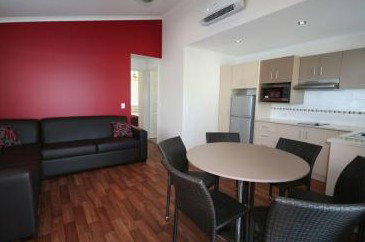 Ballina Lakeside Holiday Park - New Castle Holiday 1