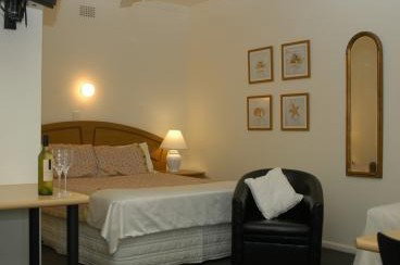Bermagui Motor Inn - New Castle Holiday 1
