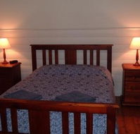 About Town Cottages - New Castle Holiday