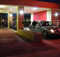 Desert Sand Motor Inn - New Castle Holiday