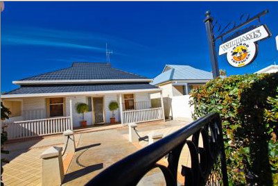 Emaroo Cottages - New Castle Holiday 4
