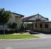 Outback Villas - New Castle Holiday