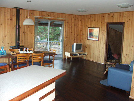 Maleeyas Thai Cafe And Studio Hillside Bamboo Nursery - New Castle Holiday 2