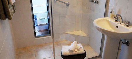 Barrington Village Retreat - New Castle Holiday 1
