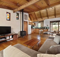 Aiyana Retreat - New Castle Holiday