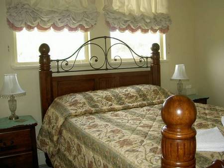 Moss Brook Bed And Breakfast - New Castle Holiday 5