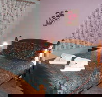 Redgate Farmstay - New Castle Holiday