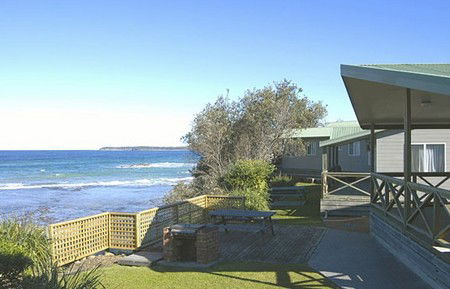 Berrara Beach Holiday Chalets - New Castle Holiday 0