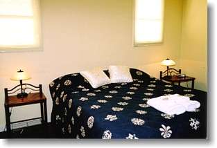 Esperance Beach House Esplanade Apartments - New Castle Holiday 4