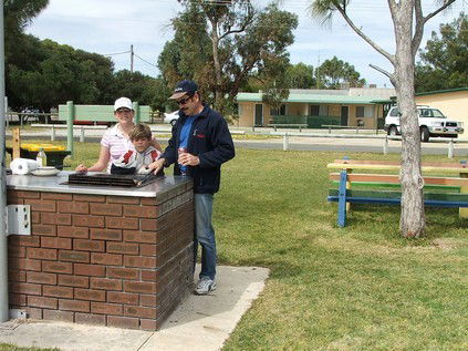 Jurien Beachfront Holiday Units - New Castle Holiday 0