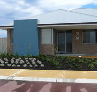 Parakeet Retreat - New Castle Holiday
