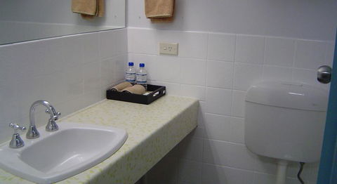 Matador Motor Inn - New Castle Holiday 0