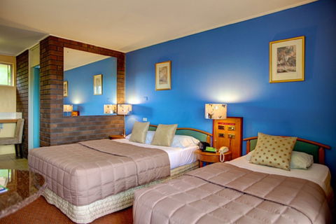 Matador Motor Inn - New Castle Holiday 4