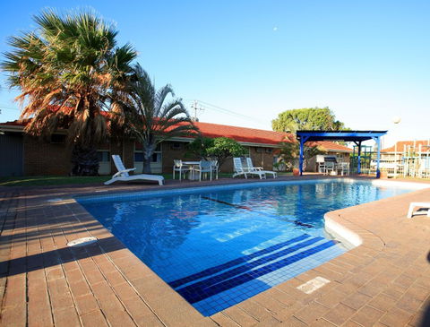 Best Western Hospitality Inn Carnarvon - New Castle Holiday 0