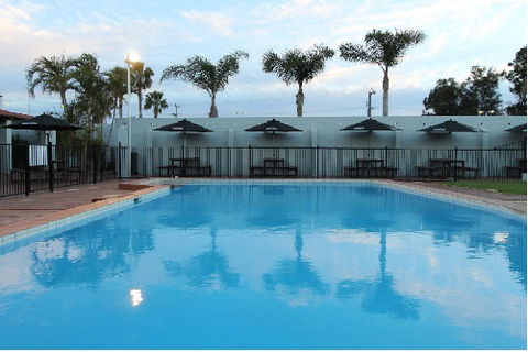 Wintersun Hotel Motel - New Castle Holiday 3