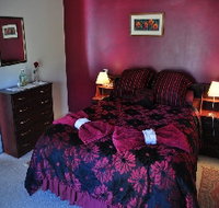 Watsons Way Country Stay and Rock Tours - New Castle Holiday