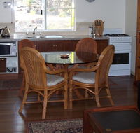 Jarrah Glen Cabins - New Castle Holiday