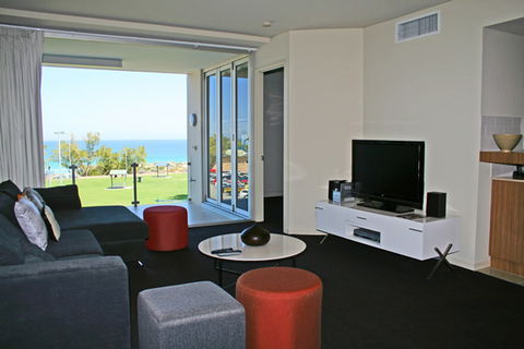 Clarion Suites Mullaloo Beach - New Castle Holiday 5