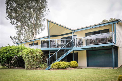3077 Purnong - River  Shack Rentals - New Castle Holiday 0