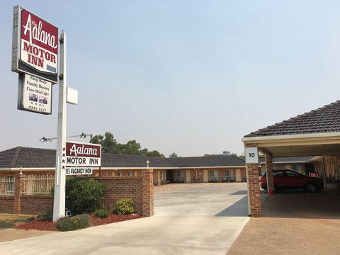 Aalana Motor Inn - New Castle Holiday 1
