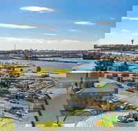 Astra Apartments Newcastle - New Castle Holiday