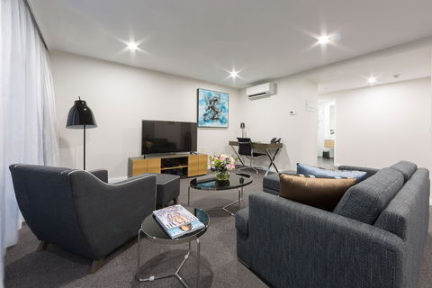 Avenue Hotel Canberra - New Castle Holiday 0