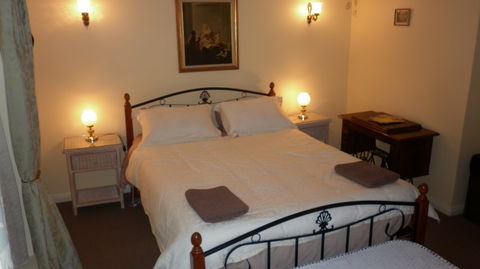 Ayers Burra - New Castle Holiday 0