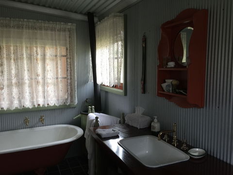 Barrengarry  Farm Cottages - New Castle Holiday 2