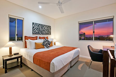 Beachlife Sands 3 Bedroom Harbour View Apartment - New Castle Holiday 0
