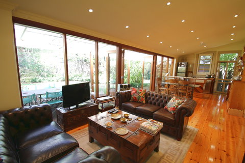 Bishops Garden - New Castle Holiday 0