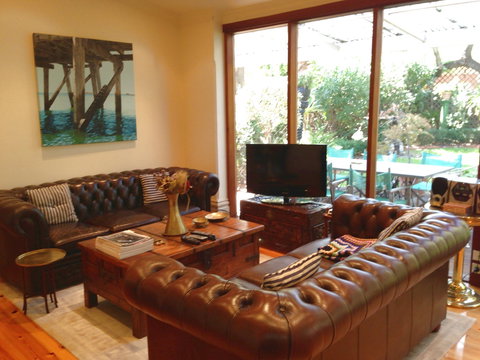 Bishops Garden - New Castle Holiday 1