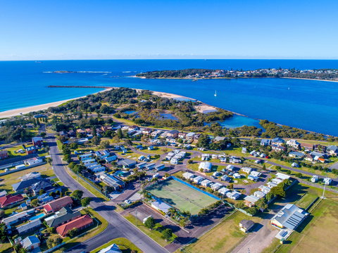 Blacksmiths Beachside Holiday Park - New Castle Holiday 0