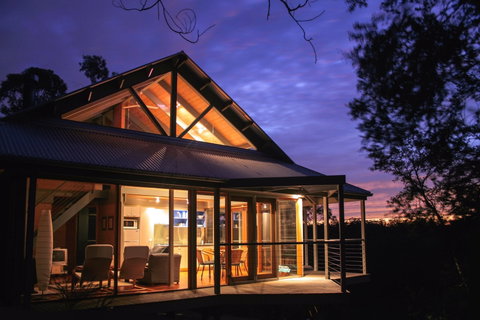 Bombah Point Eco Cottages - New Castle Holiday 1