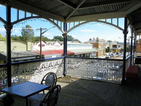 Canowindra Old Vic Inn - New Castle Holiday 1