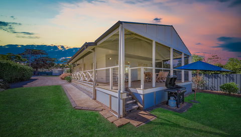 Carrawaves - New Castle Holiday 0