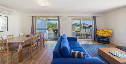 Carrawaves - New Castle Holiday 2