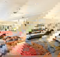 Coolaroo Beach  House - Berry - New Castle Holiday