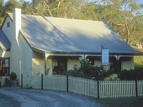 Country Pleasures Bed And Breakfast - New Castle Holiday 1