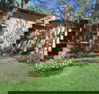 Country Apartments Dubbo - New Castle Holiday