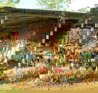 Digger's Rest Station - New Castle Holiday