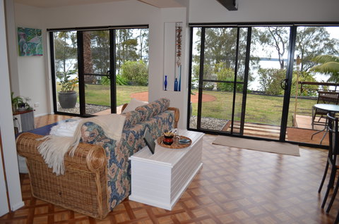 Echostayz Pelican Bay Waterfront - New Castle Holiday 2